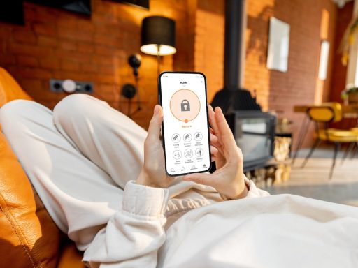 Akıllı Hırsız Alarm Sistemleri: Yazlığınızı Güvende Tutun